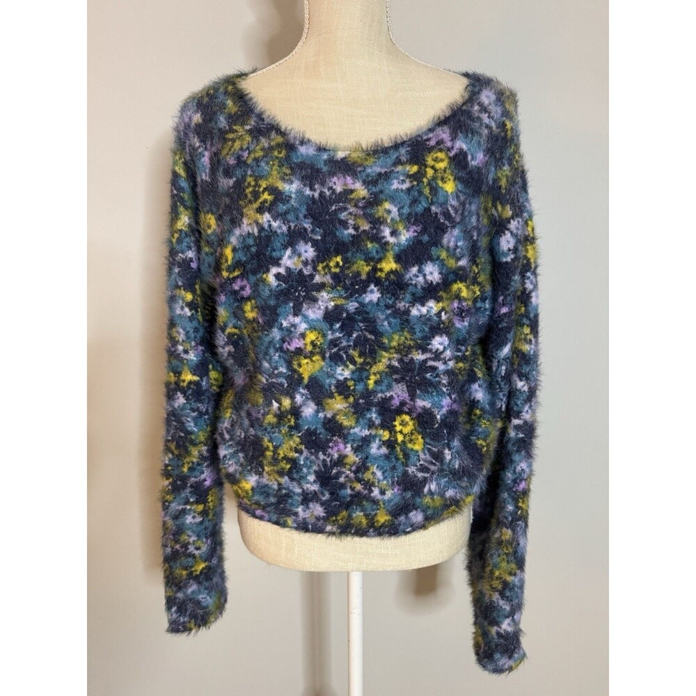 NEW‎ Pilcro Anthropologie Cropped Eyelash Sweater Size Medium